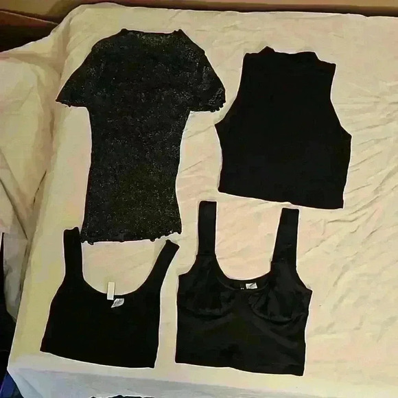 Divided Tops - Divided Bundle | XS & S Black Top Bundle 4 items ✨️